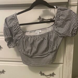 Primark Black and White Puff Sleeve Crop Blouse